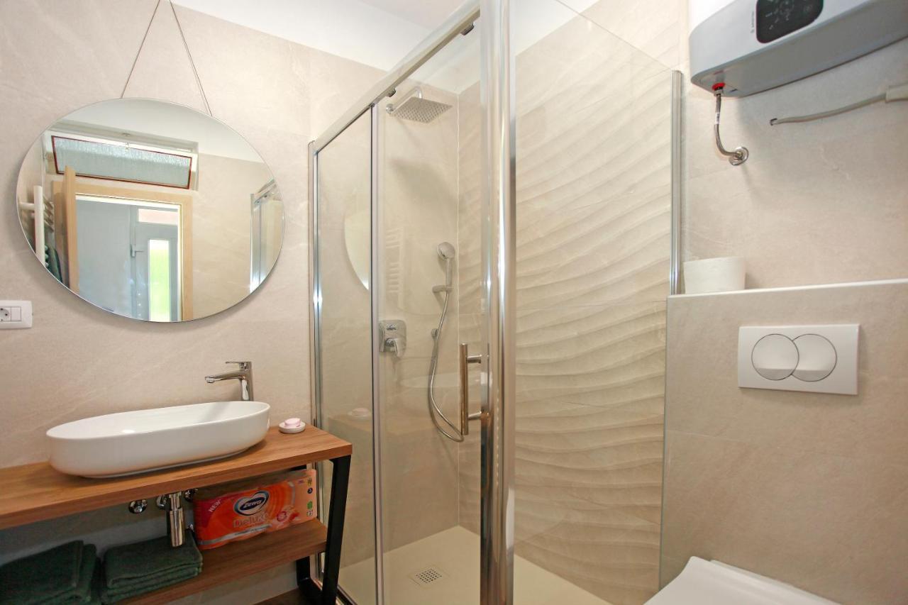 Viridis Apartment Pula Ngoại thất bức ảnh