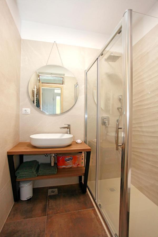 Viridis Apartment Pula Ngoại thất bức ảnh